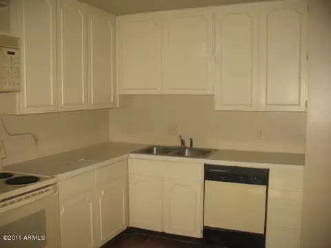 2810 E Glenrosa Ave #5, Phoenix, AZ 85016 photo 4