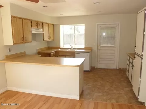 641 W Peralta Ave, Mesa, AZ 85210 photo 5