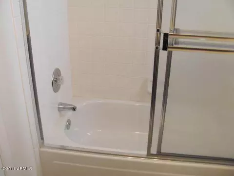 3318 E Siesta Ln, Phoenix, AZ 85050 photo 12