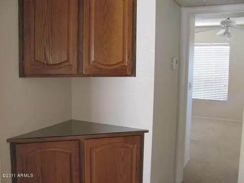 3318 E Siesta Ln, Phoenix, AZ 85050 photo 6