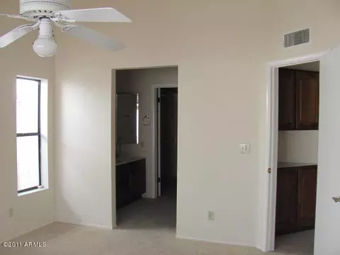 3318 E Siesta Ln, Phoenix, AZ 85050 photo 7