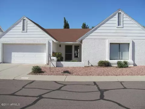 3318 E Siesta Ln, Phoenix, AZ 85050 photo 1