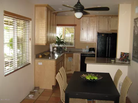 1645 E Montecito Ave, Phoenix, AZ 85016 photo 3