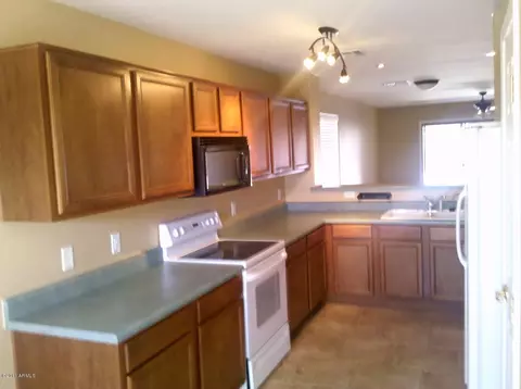 10218 E Caballero St, Mesa, AZ 85207 photo 2