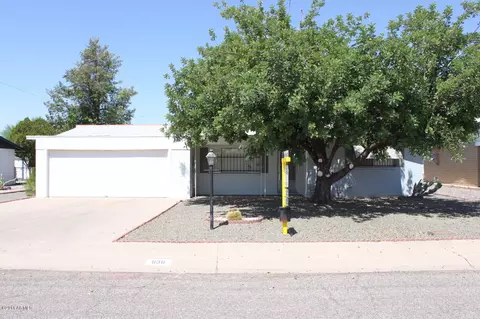 1136 S Lawther Dr, Apache Junction, AZ 85120 photo 1