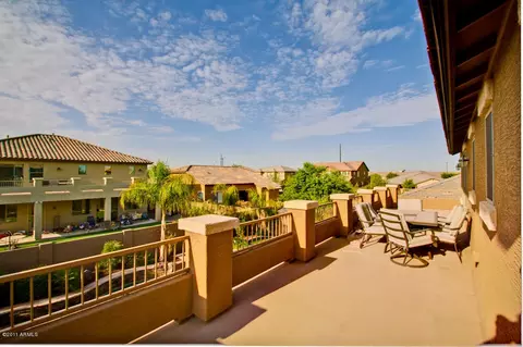 2459 E Hampton Ln, Gilbert, AZ 85295 photo 4