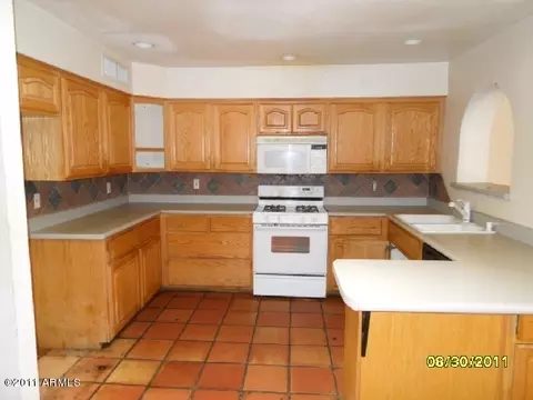 1448 E Vogel Ave, Phoenix, AZ 85020 photo 4
