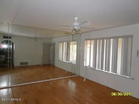 1448 E Vogel Ave, Phoenix, AZ 85020 photo 2