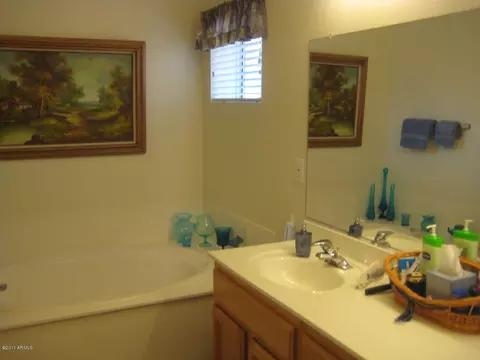 11552 E Kilarea Ave, Mesa, AZ 85209 photo 5