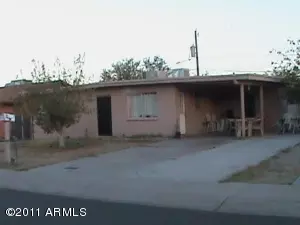 430 W Desert Dr, Phoenix, AZ 85041 photo 1