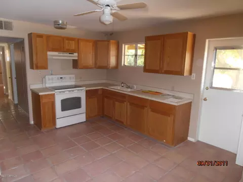 2611 Earll Dr, Phoenix, AZ 85016 photo 5