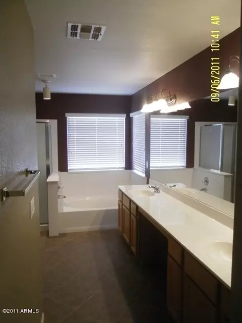 2429 E Windsong Dr, Phoenix, AZ 85048 photo 9