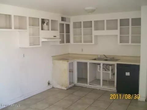 5916 W Berkeley Rd, Phoenix, AZ 85035 photo 8