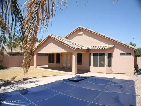 2253 E Amber Ln, Gilbert, AZ 85296 photo 9