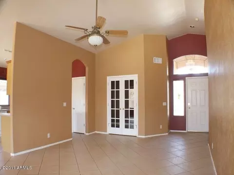 2253 E Amber Ln, Gilbert, AZ 85296 photo 7