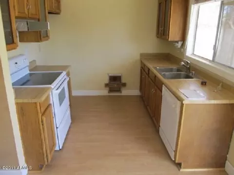 1343 El Parque Dr, Tempe, AZ 85282 photo 10