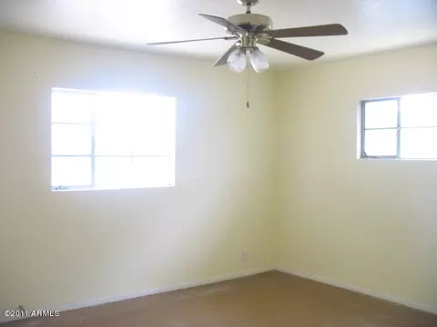 2033 Earll Dr, Phoenix, AZ 85016 photo 9