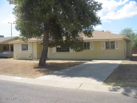 2033 Earll Dr, Phoenix, AZ 85016 photo 2