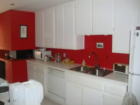 5525 E Thomas Rd #l7, Phoenix, AZ 85018 photo 3