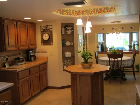 3925 Equestrian Trl, Phoenix, AZ 85044 photo 7