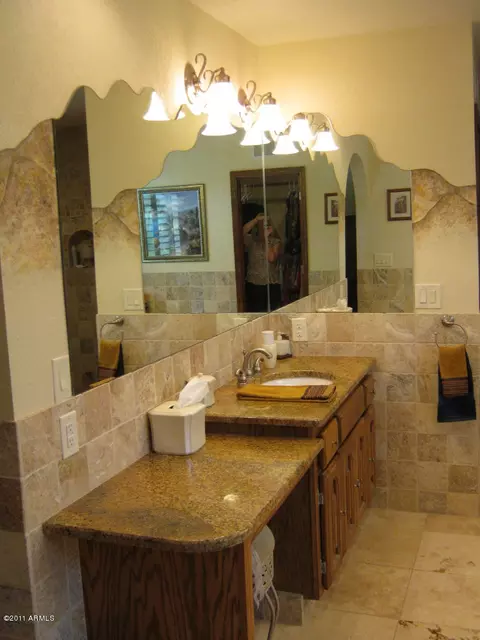 3925 Equestrian Trl, Phoenix, AZ 85044 photo 10
