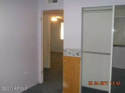 402 E Julie Dr, Tempe, AZ 85283 photo 10