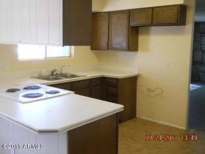 402 E Julie Dr, Tempe, AZ 85283 photo 6