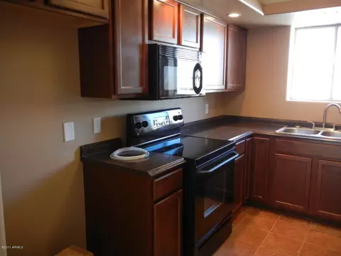 1228 E Winter Dr, Phoenix, AZ 85020 photo 10