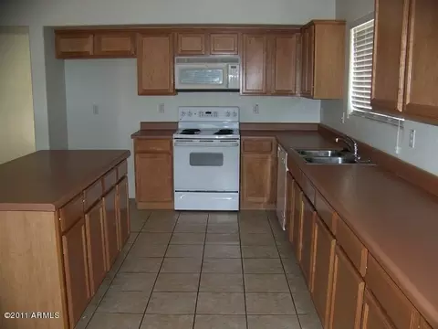 8452 E Keats Ave, Mesa, AZ 85209 photo 2