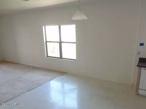 5918 W Getty Dr, Phoenix, AZ 85043 photo 6