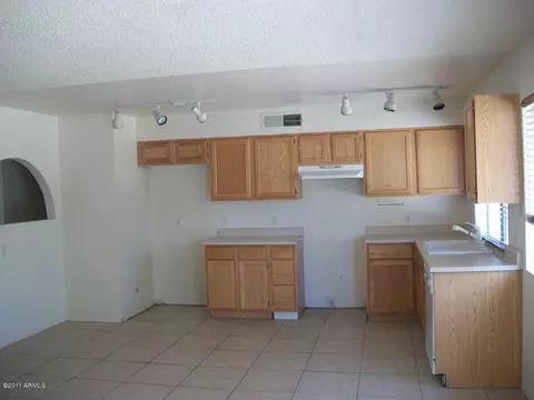 4024 E Aster Dr, Phoenix, AZ 85032 photo 2