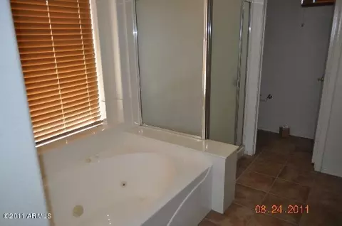 836 S Nielson Ct, Gilbert, AZ 85296 photo 7