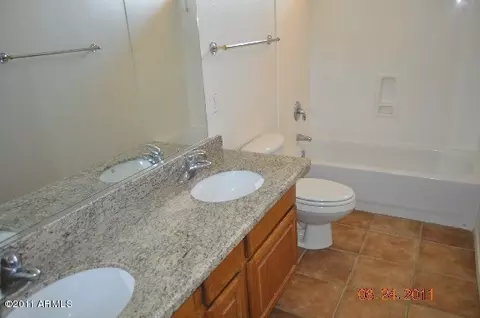 836 S Nielson Ct, Gilbert, AZ 85296 photo 14