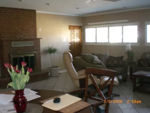 49 E Greenway Rd, Phoenix, AZ 85042 photo 8