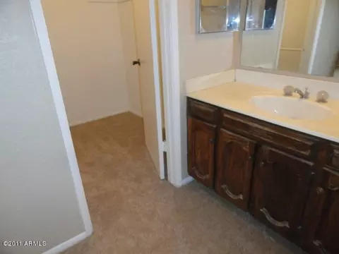 3022 W Juniper Ave, Phoenix, AZ 85053 photo 5