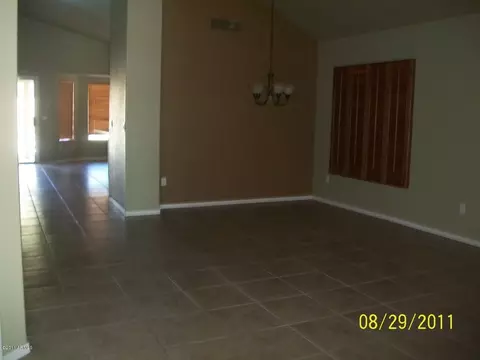 600 E Sheffield Ave, Gilbert, AZ 85296 photo 2
