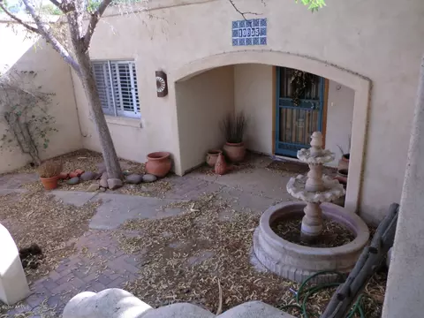 10835 N 42nd Pl, Phoenix, AZ 85028 photo 2