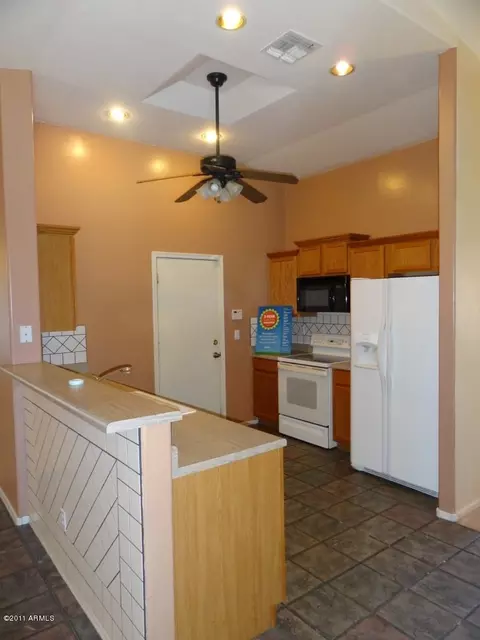 9007 E Fox St, Mesa, AZ 85207 photo 4