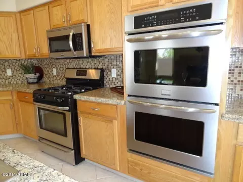 6633 W Tether Trl, Phoenix, AZ 85083 photo 9