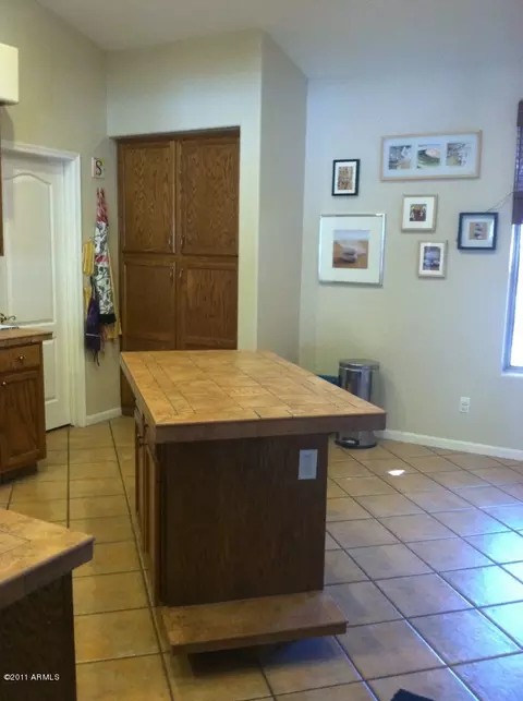 368 E Horseshoe Ave, Gilbert, AZ 85296 photo 4