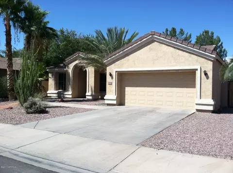 368 E Horseshoe Ave, Gilbert, AZ 85296 photo 2