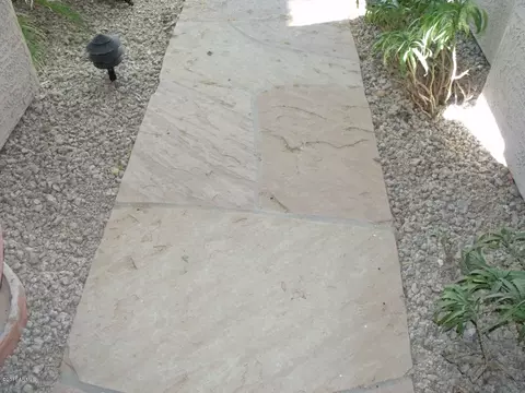 6337 W Briles Rd, Phoenix, AZ 85083 photo 3