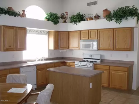 6337 W Briles Rd, Phoenix, AZ 85083 photo 9