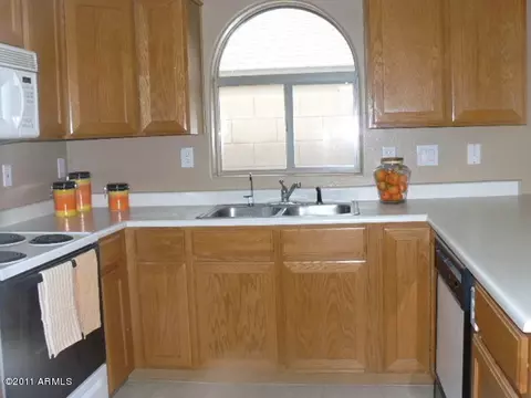 1766 E Toledo St, Gilbert, AZ 85295 photo 9
