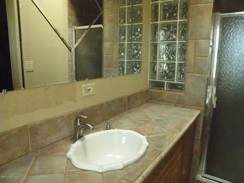 4110 N 33rd St, Phoenix, AZ 85018 photo 3