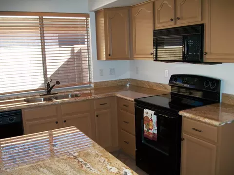4620 E Jaeger Rd, Phoenix, AZ 85050 photo 5