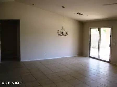 8647 E Osage Cir, Mesa, AZ 85212 photo 4