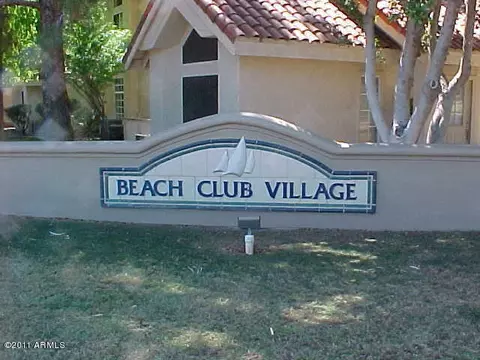 1633 E Lakeside Dr #56, Gilbert, AZ 85234 photo 2