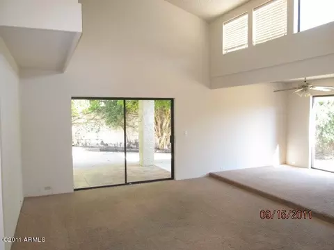 742 E Becker Ln, Phoenix, AZ 85020 photo 3