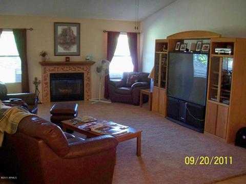 4128 E Topeka Dr, Phoenix, AZ 85050 photo 3